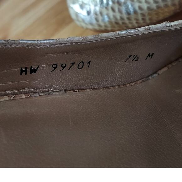 Stuart Weitzman Snakeskin Peep Toe Slingback Wood Platform 5" Pump Heels Sz 7.5 - Picture 8 of 10